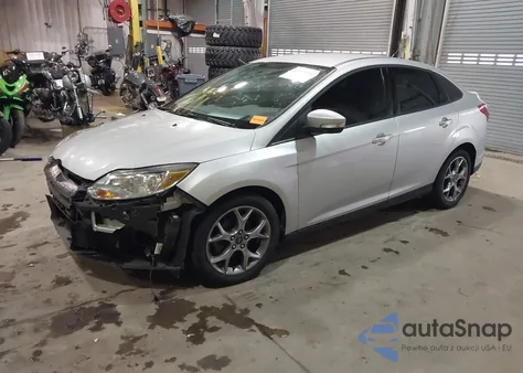2013 Ford Focus Se z USA, uszkodzony, nr VIN 1FADP3F29DL130828